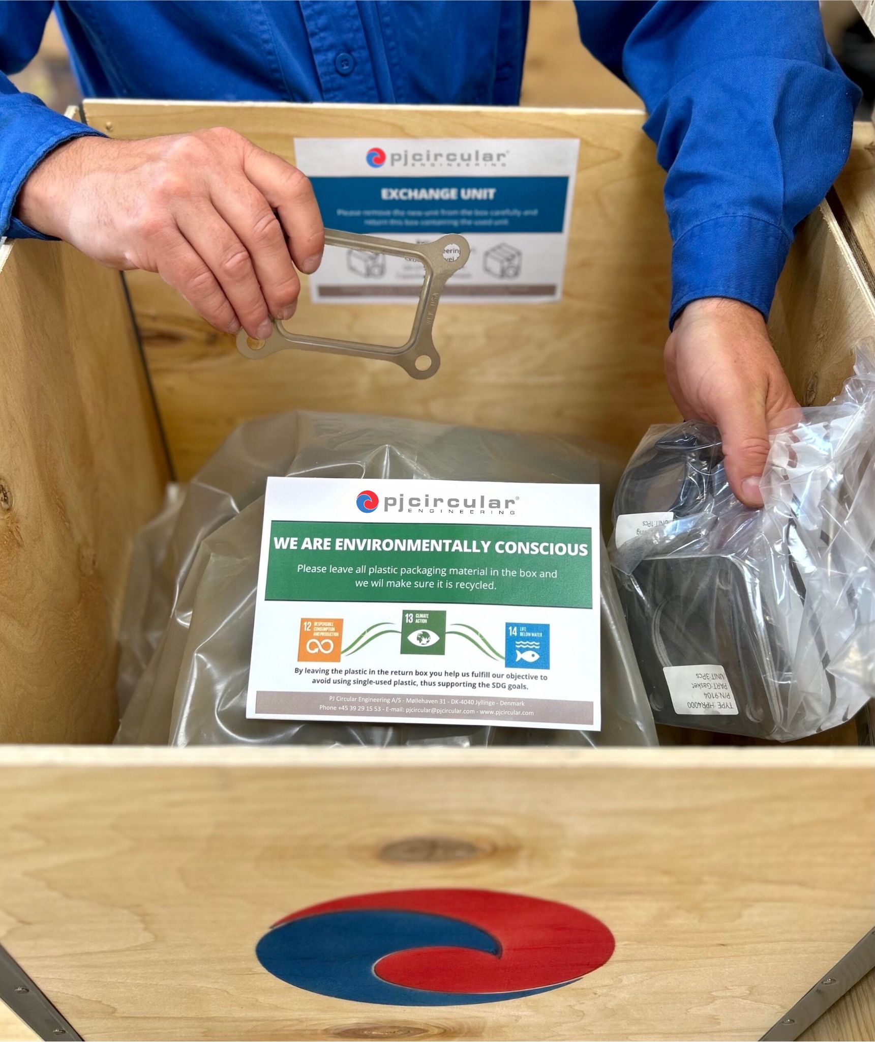 Packaged goods that showcase how we encourage the reciever to be more environmentally consious.